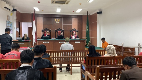 Saksi Ahli Beberkan Aturan dan Mekanisme SIKHU Kasus 101 M Kubik Kayu Bakau